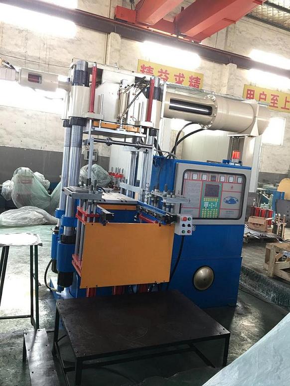 Auto Parts Rubber Injection Molding Machine